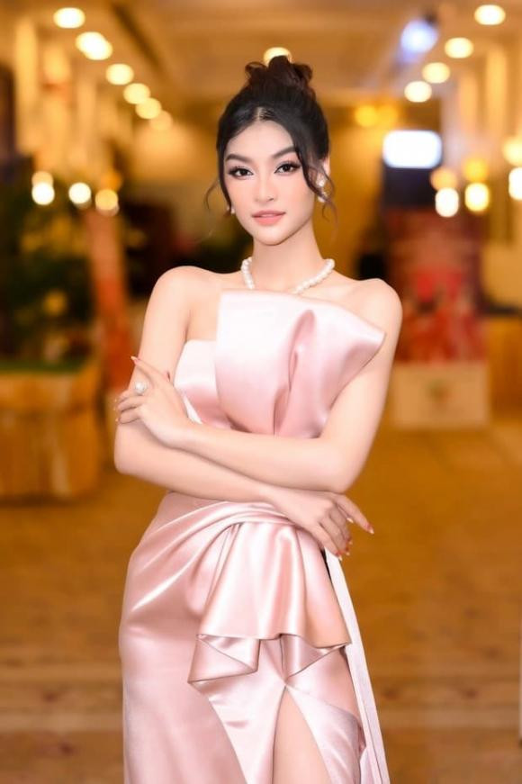 hoa hậu Đỗ Thị Hà, hoa hậu Trầm Tiểu Vy, hoa hậu  Thùy Tiên, á hậu Phương Anh, á hậu Ngọc Thảo, á hậu Kiều Loan, sao Việt