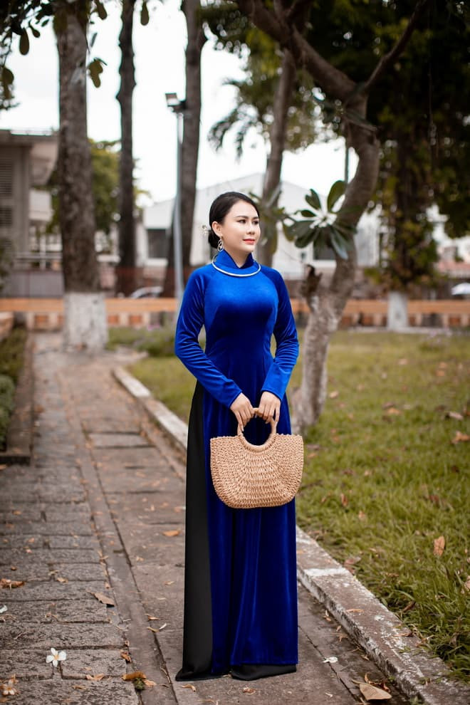 Hoa hậu thiện nguyện Lý Kim Ngân, áo dài, thời trang sao