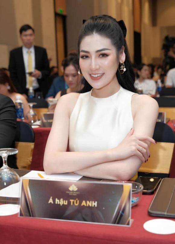 Hoa hậu du lịch việt nam,hoa hậu ngọc diễm,jennifer phạm,ngọc hân,tú anh