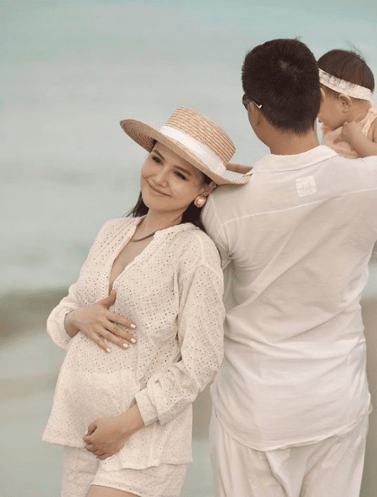 phanh lee, huyền lizzie, tin sao việt