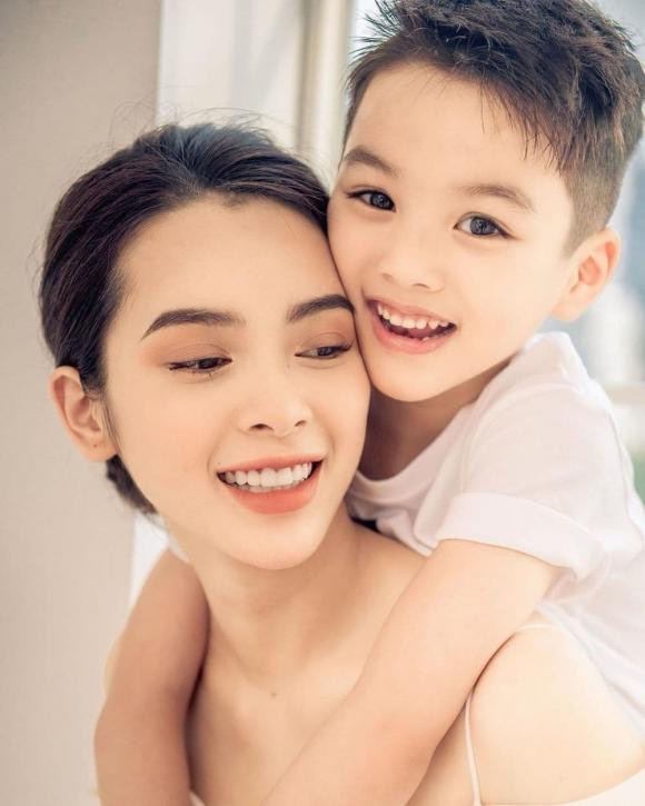vai diễn gái làng chơi, Trà cave, Phía trước là bầu trời, diễn viên Quỳnh Lương, diễn viên Thanh Hương, Quỳnh búp bê