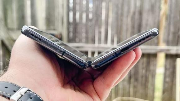 smartphone gập, smartphone gập tốt nhất, điện thoại thông minh tốt nhất, mua điện thoại gập, điện thoại gập giá rẻ, điện thoại gập Samsung