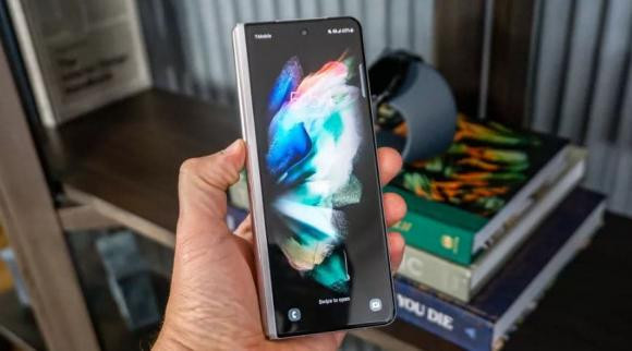 smartphone gập, smartphone gập tốt nhất, điện thoại thông minh tốt nhất, mua điện thoại gập, điện thoại gập giá rẻ, điện thoại gập Samsung