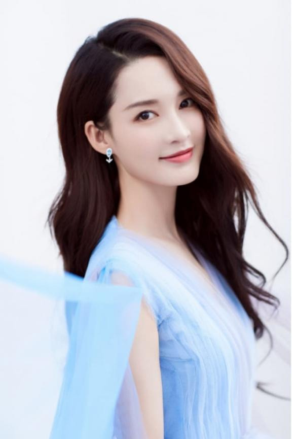 Lễ trao gải Kim Ưng 2022, Nữ thần Kim Ưng, sao Hoa ngữ, Dương Tử, Cổ Lực Na Trát, Đàm Tùng Vận