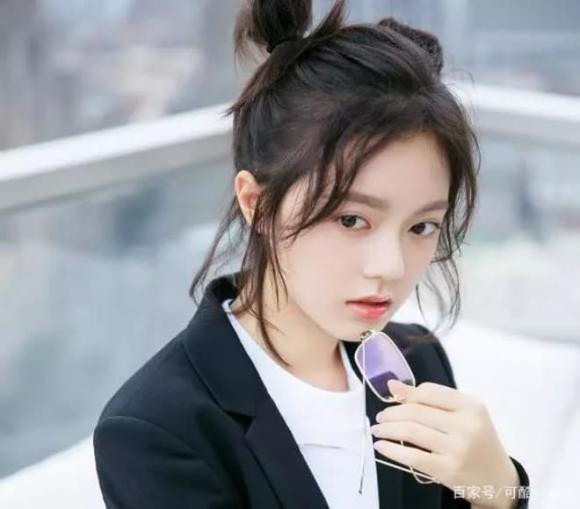 Lễ trao gải Kim Ưng 2022, Nữ thần Kim Ưng, sao Hoa ngữ, Dương Tử, Cổ Lực Na Trát, Đàm Tùng Vận