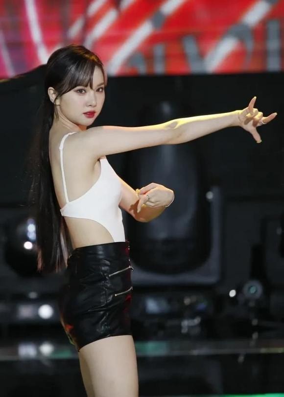 Eunha, nhóm VIVIZ , sao Hàn, Kpop