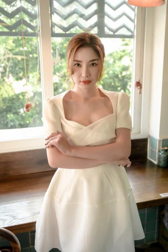 diễn viên Minh Khuê, Thương ngày nắng về, sao Việt