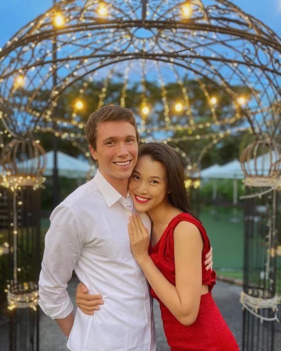 MC Hoàng Oanh, á hậu Hoàng Oanh, sao Việt
