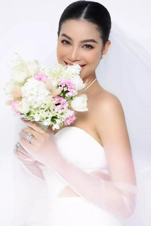 phạm hương, sao việt, hoa hậu phạm hương 