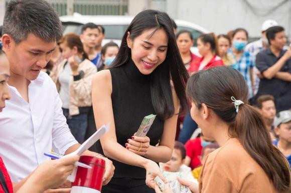 hồng loan, tiến linh, công vinh, thủy tiên, hòa minzy, minh hải, công phượng, kỳ hân, mạc hồng quân, ly kute, sao việt, cầu thủ