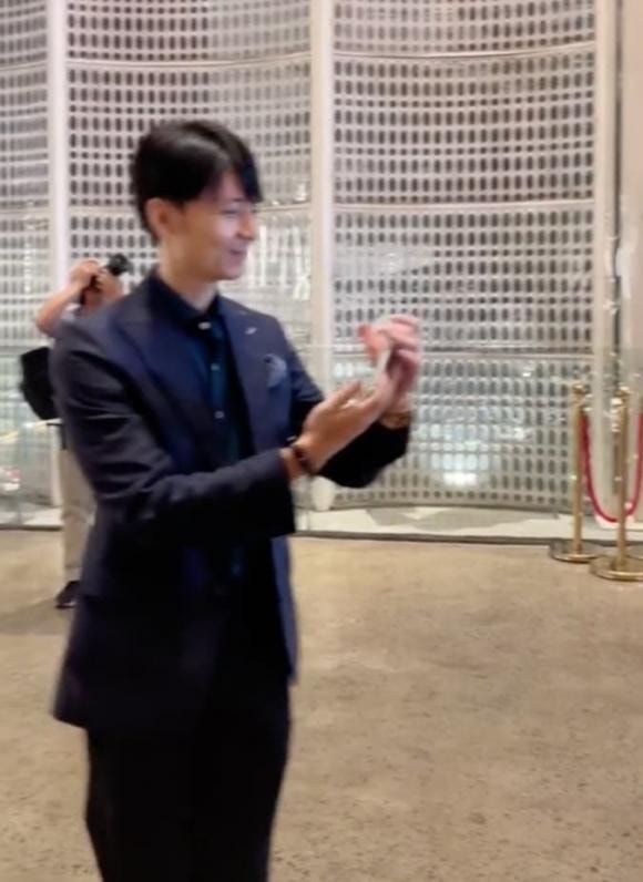 á hậu Thúy Vân, sao Việt