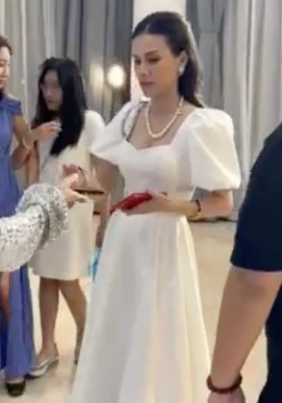 ca sĩ Thanh Thảo, em gái ca sĩ Thanh Thảo, sao Việt