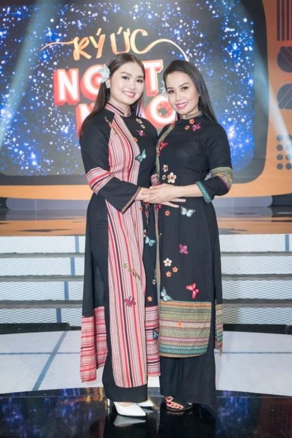 ca sĩ Thiện Nhân, ca sĩ Cẩm Ly, sao Việt