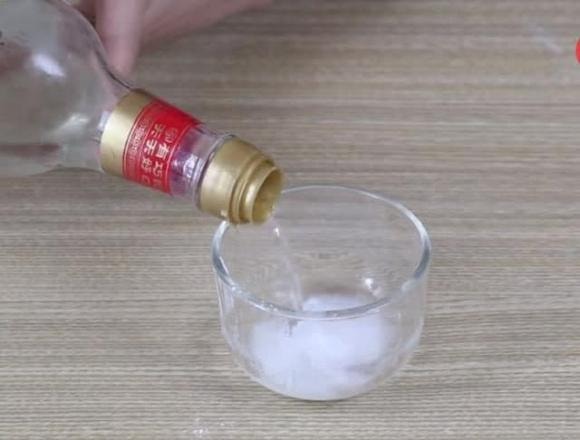 giặt quần áo, mẹo hay, áo trắng, vết ố vàng