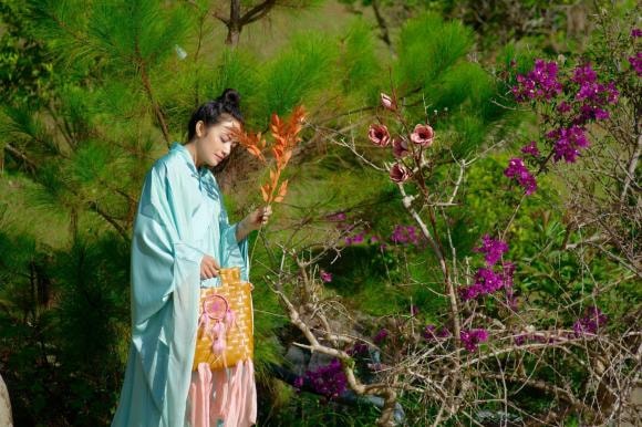 Tina Tình, ca sĩ Tina Tình, Tina Tình tái xuất, sao Việt