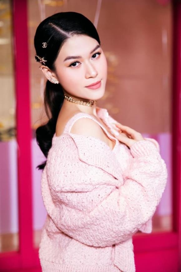 diễn viên Midu, sao Việt