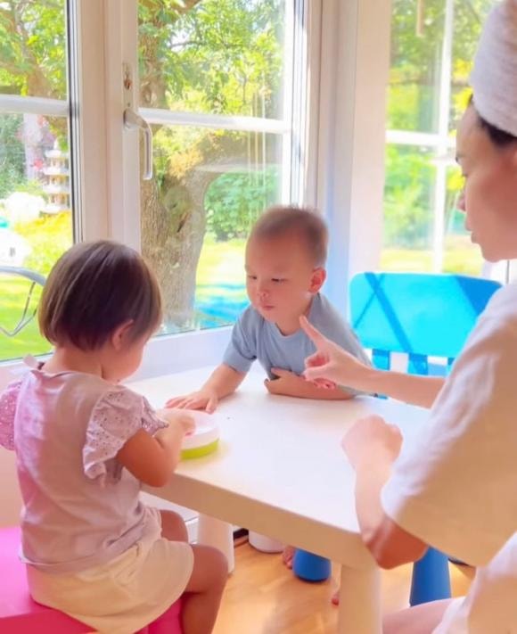 ca sĩ Hồ Ngọc Hà,nữ ca sĩ hồ ngọc hà,diễn viên Kim Lý, cặp sinh đôi của Hà Hồ, sao Việt