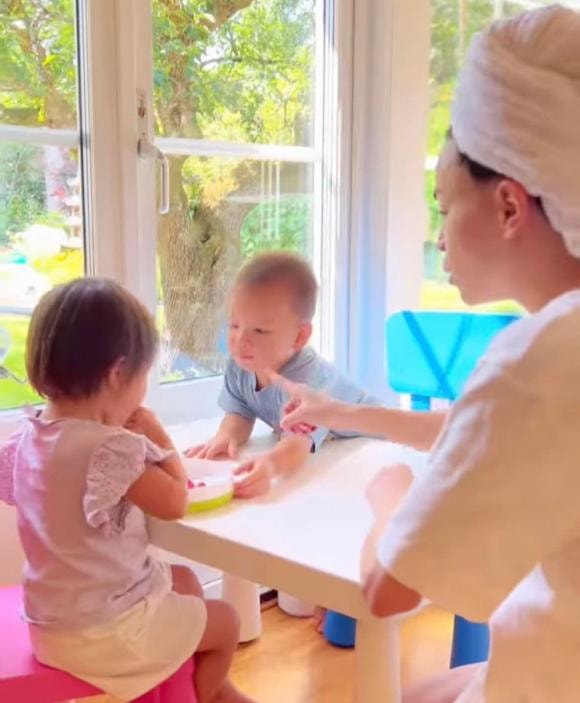 ca sĩ Hồ Ngọc Hà,nữ ca sĩ hồ ngọc hà,diễn viên Kim Lý, cặp sinh đôi của Hà Hồ, sao Việt