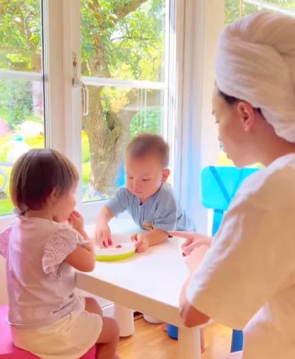 ca sĩ Hồ Ngọc Hà,nữ ca sĩ hồ ngọc hà,diễn viên Kim Lý, cặp sinh đôi của Hà Hồ, sao Việt