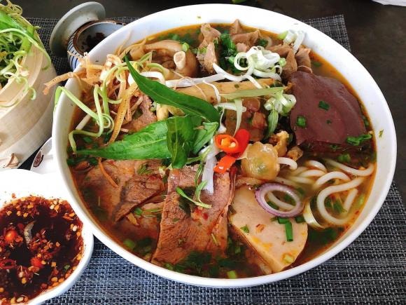 bún bò, cách nấu bún bò, nấu bún bò ngon 
