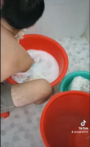Chú Ngạn pha ke, chị Ong Hà, sao nhập ngũ, giới trẻ  
