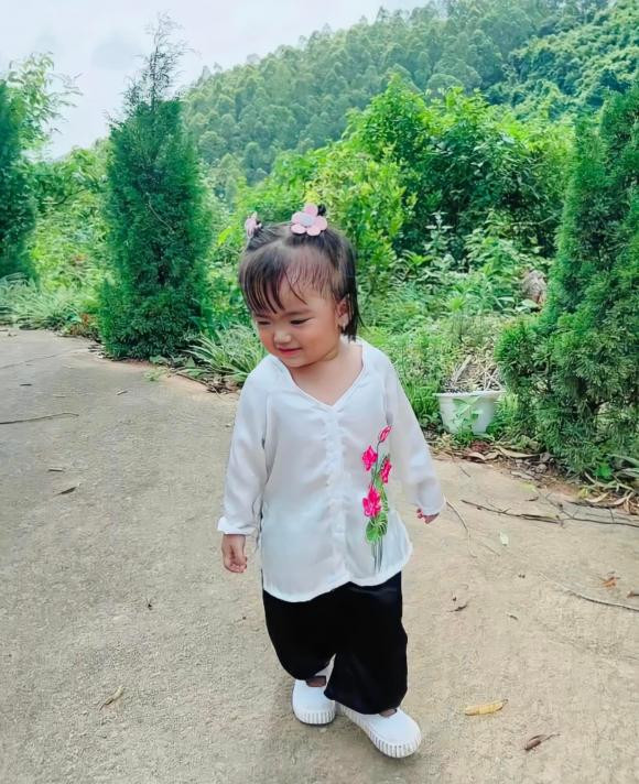 con gái mạc văn khoa, sao việt, mạc văn khoa 