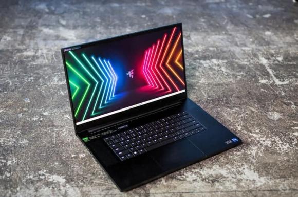 máy tính xách tay chơi game tốt nhất, laptop chơi game, mua máy tính chơi game