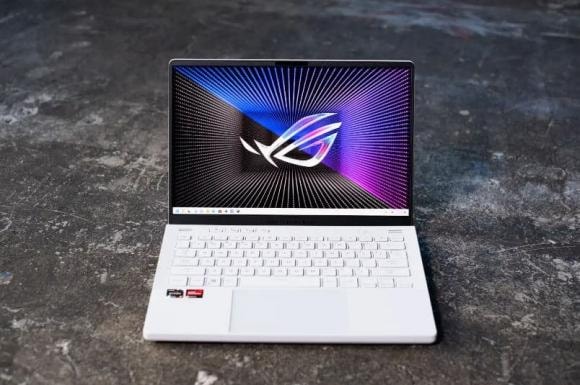 máy tính xách tay chơi game tốt nhất, laptop chơi game, mua máy tính chơi game