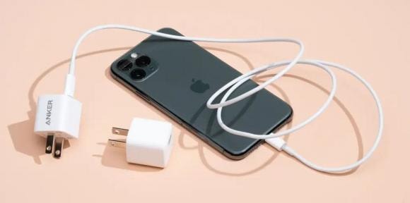 iPhone sạc chậm, cách khắc phục iPhone sạc chậm, nguyên nhân iPhone sạc chậm, iPhone sạc mãi không vào