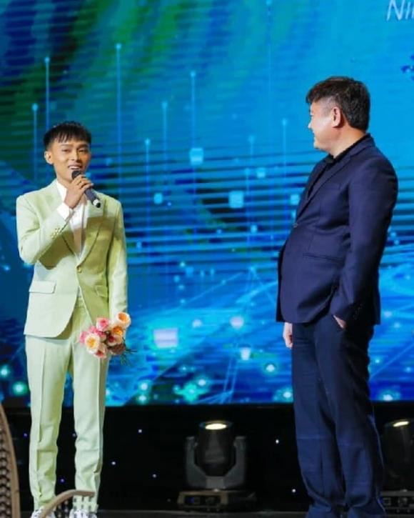 ca sĩ Hồ Văn Cường, sao Việt