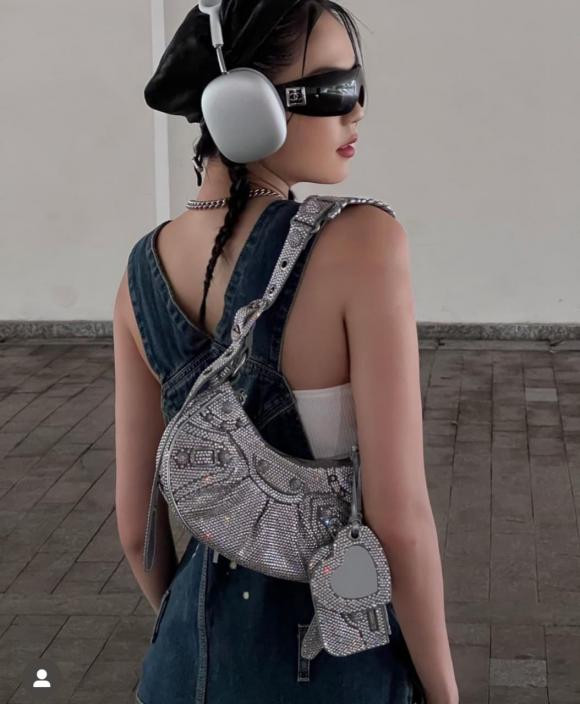 ngọc trinh, nữ hoàng nội y, sao việt