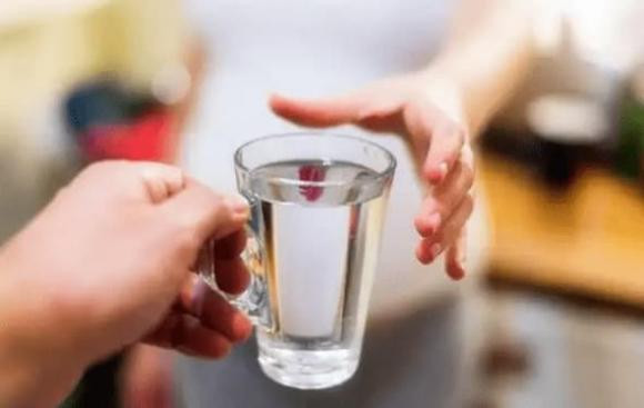 tuổi thọ, uống nước, lạc quan