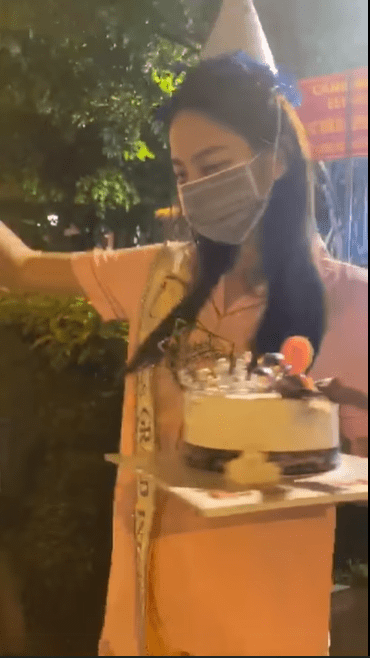 Thùy Tiên, hoa hậu Thùy Tiên, sao Việt