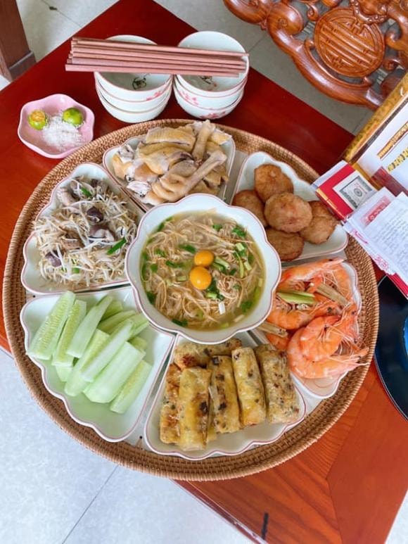 mâm cúng rằm, mâm cơm cúng rằm, cơm cúng rằm tháng 7, rằm tháng 7 