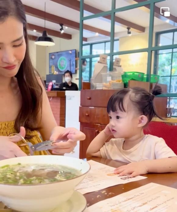 con gái đông nhi, đông nhi, sao việt, ông cao thắng 