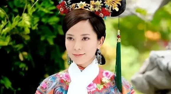 Khang Hi, vua Khang Hi,  2 chị em ruột gả cho Khang Hi, nhà Thanh, triều đại nhà Thanh