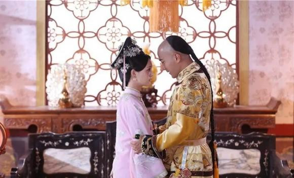 Khang Hi, vua Khang Hi,  2 chị em ruột gả cho Khang Hi, nhà Thanh, triều đại nhà Thanh