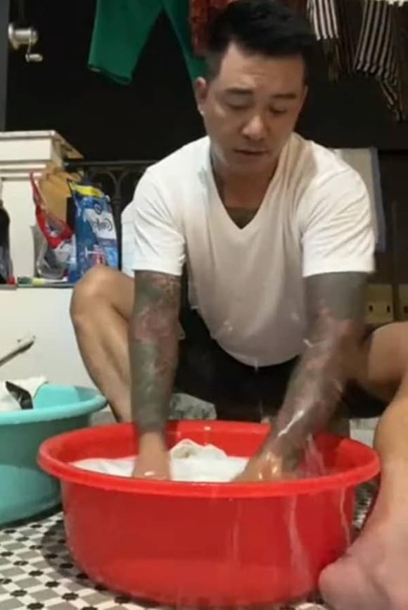 Tuấn Hưng, ca sĩ Tuấn Hưng, sao Việt