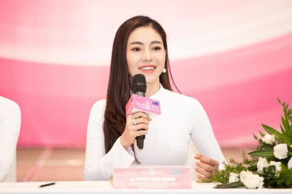 bà trùm hoa hậu, phạm kim dung, sen vàng, hoa hậu thế giới, hoa hậu hoàn vũ, miss world