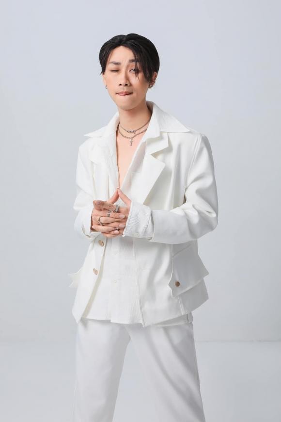 bb trần, sao việt, hải triều 