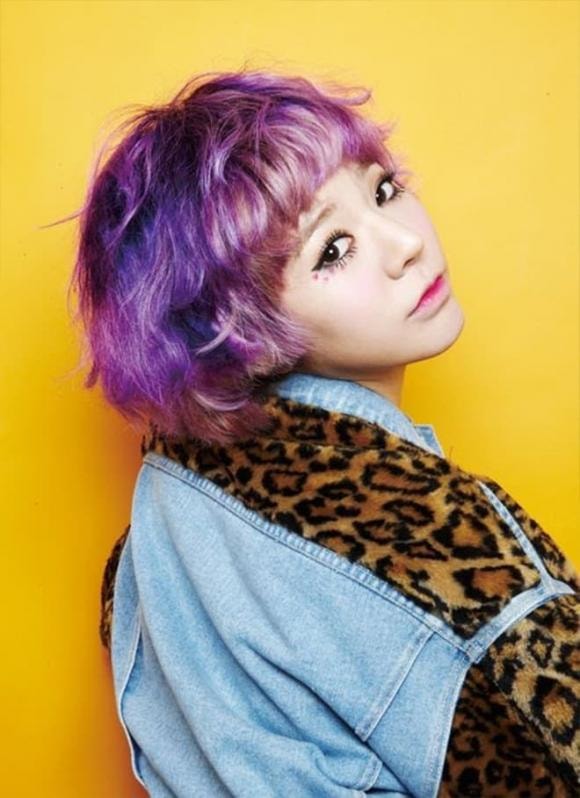 Hơn 10 kiểu tóc kì lạ của thần tượng K-Pop, những kiểu tóc lạ đời nhận được nhiều phản ứng trái chiều, những kiểu tóc chưa bắt kịp xu hướng hiện đại, sao K-Pop