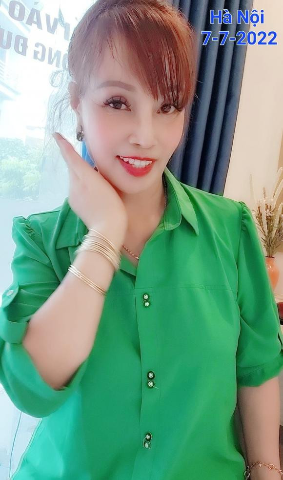 Cô dâu 62 tuổi, cô dâu Thu Sao, cặp đôi lệch tuổi 