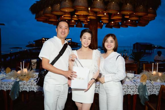 Ca sĩ Nhật Kim Anh,diễn viên Nhật Kim ANh,sao Việt
