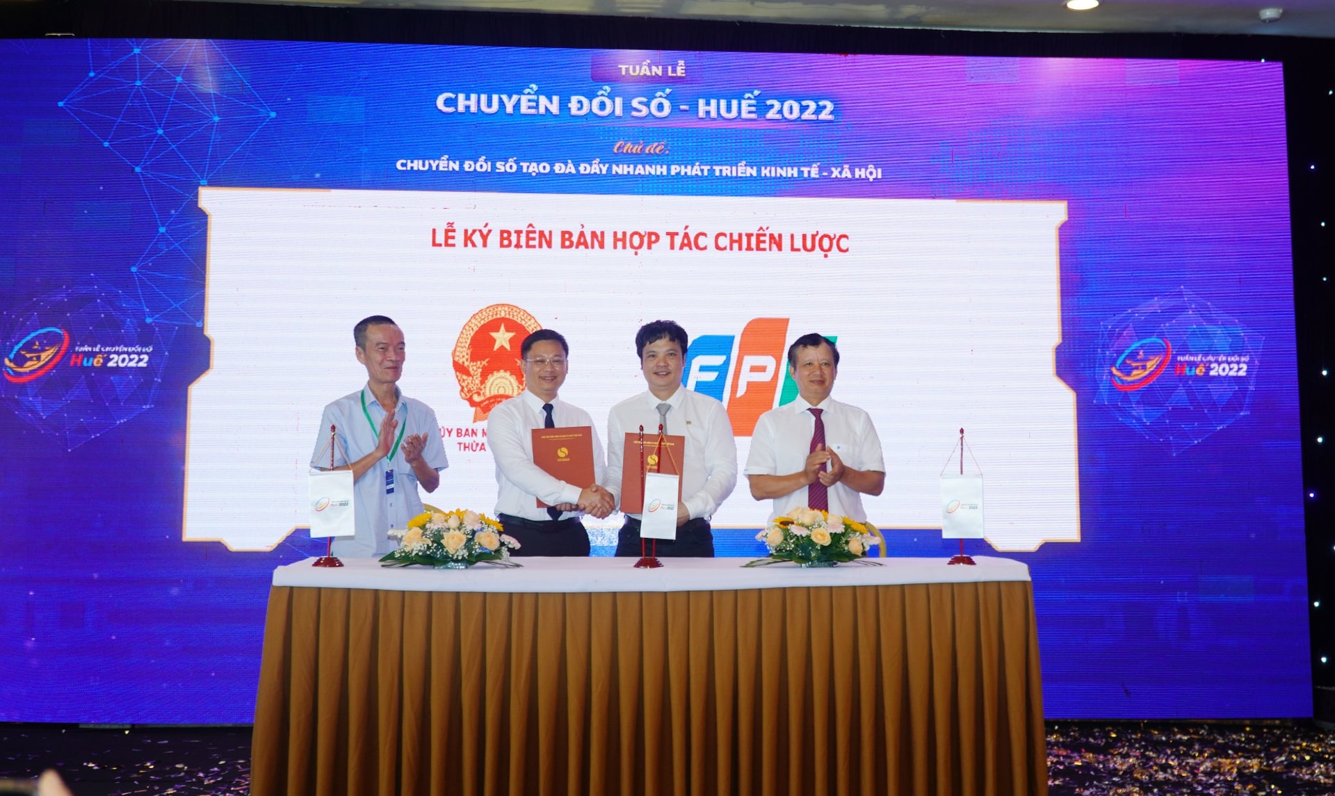 UBND tỉnh TT-Huế và Tập đoàn FPT ký biên bản hợp tác chiến lược