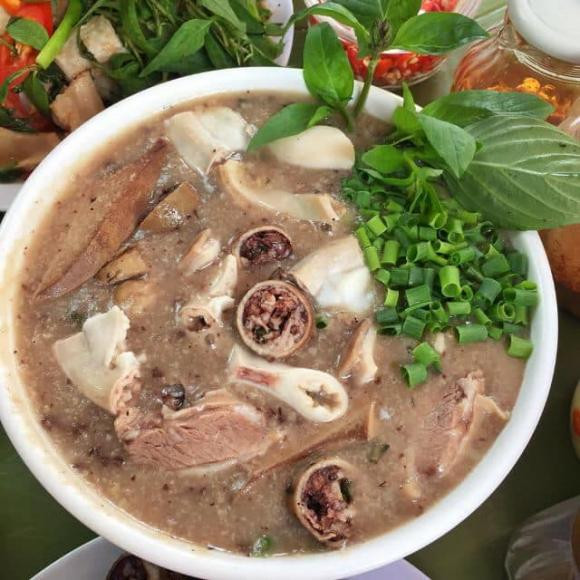 cháo lòng, cách nấu cháo lòng, lòng xào dưa