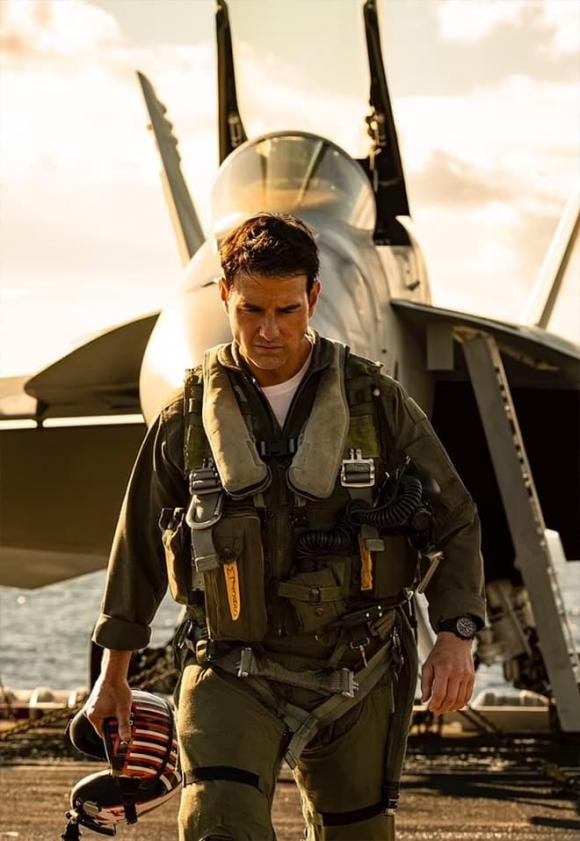 Tom Cruise, Tom Cruise cố gắng thoát khỏi fan sau khi hạ cánh xuống Thành phố New York?, Tom Cruise quá vội vàng để kí tên, bộ phim hot nhất của Tom Cruise, sao Hollywood