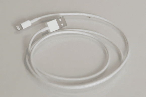 cách khắc phục iPhone sạc không vào, iPhone sạc không vào, sạc pin iPhone,