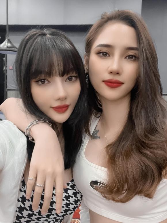 đồng tính nữ, Người ấy là ai, cặp đôi đồng tính nữ