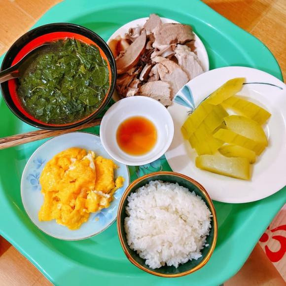 mâm cơm cữ, ở cữ, mẹ bỉm