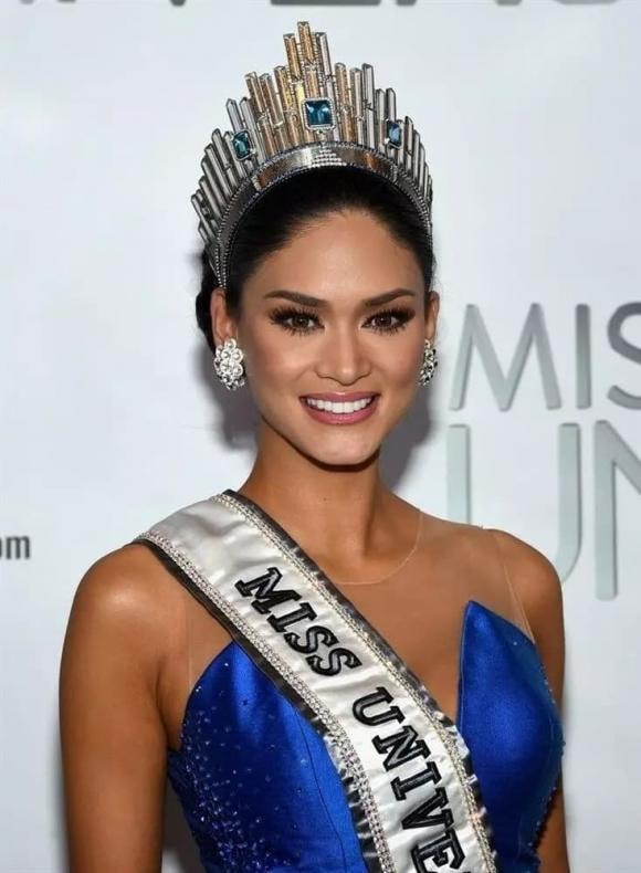 hoa hậu Pia Wurtzbach, siêu mẫu Minh Tú, hoa hậu Khánh Vân, sao Việt